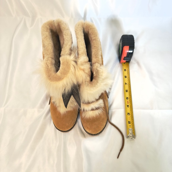 Montelliana STELLA GENUINE SHEARLING TRIMMED LACE-UP HEALED BOOT IN SEGALE - Picture 6 of 11